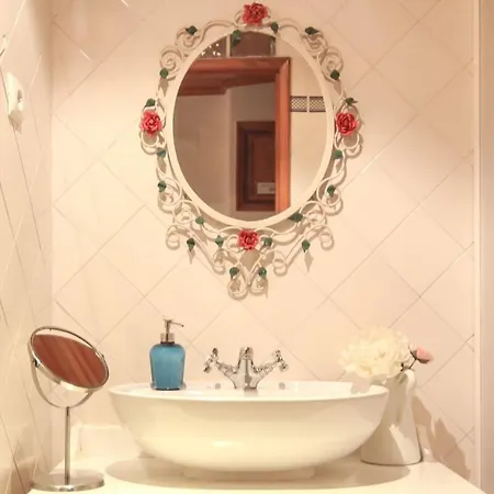 Apartment Alfama's Hidden Gem W Self Check-in& 247 Support *