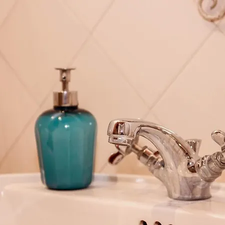 Apartment Alfama's Hidden Gem W Self Check-in& 247 Support
