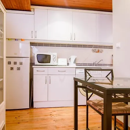 Alfama's Hidden Gem W Self Check-in& 247 Support Apartment *